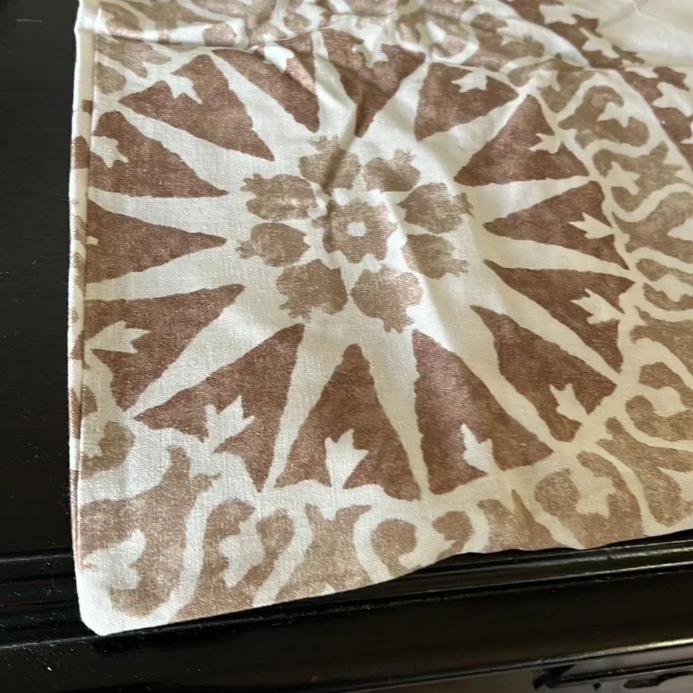 Pottery Barn Lida Star Madallion Dec Pillow Sham